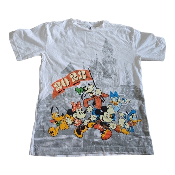 Disneyland T Shirt Sz Small Mickey Mouse 2023 Parade Casual Lounge Work … - Picture 1 of 8